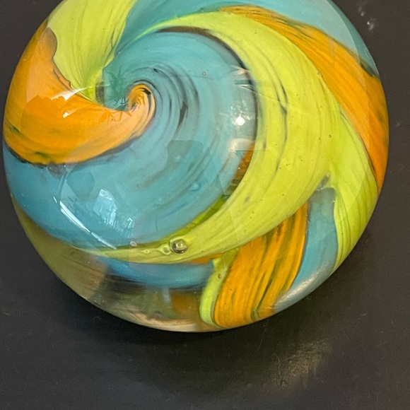VINTAGE ART GLASS MULTICOLOR Handblown PAPERWEIGHT - AQUA, LIME & ORANGE LG 4” - Picture 9 of 11